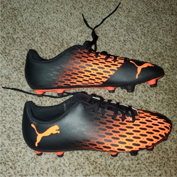 Puma Spirit III Soccer cleats Orange/Black Men’s 10.5 Brand New - Picture 2 of 3